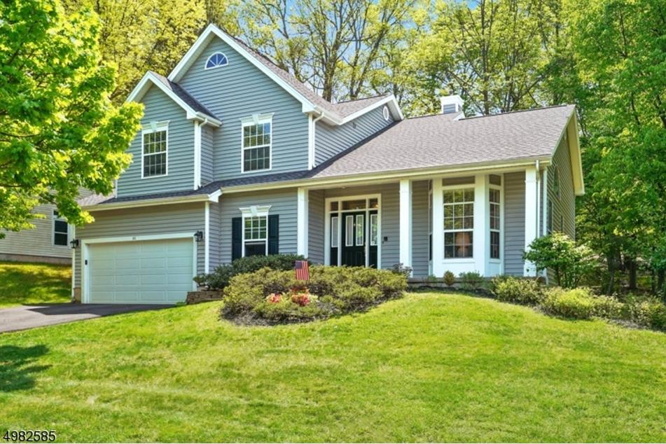 53 Hartley Ln 