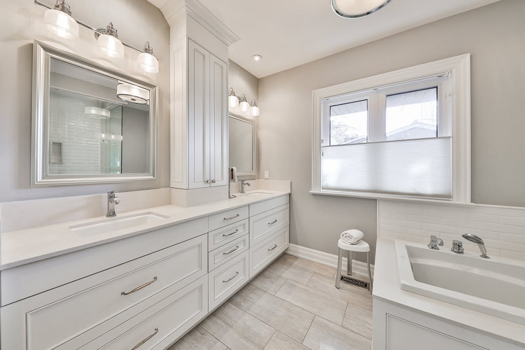 2100 Gatestone Avenue, Oakville