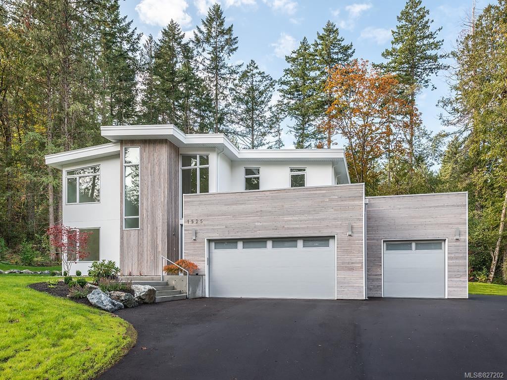 1525 Eagle Wy