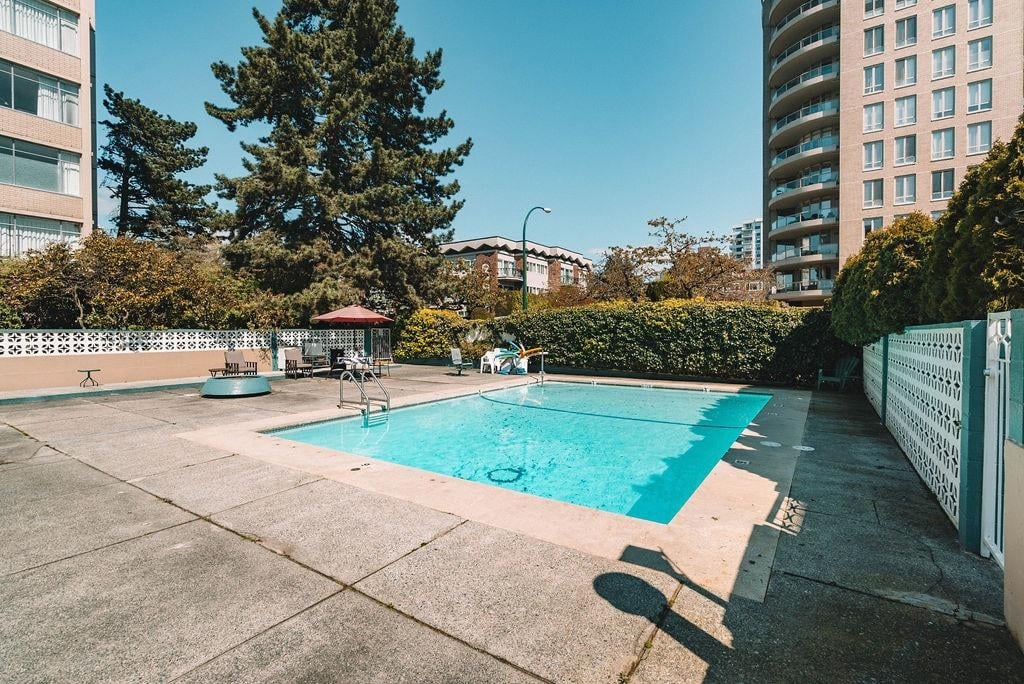 303-2409 W 43rd Ave