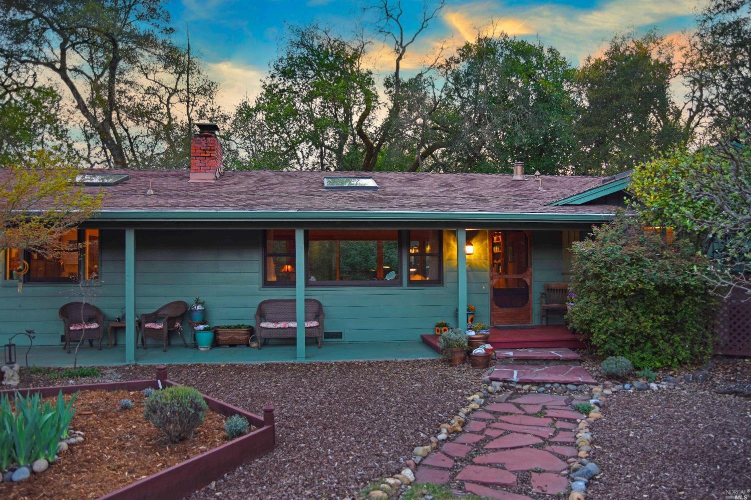 760 Agua Caliente Road West