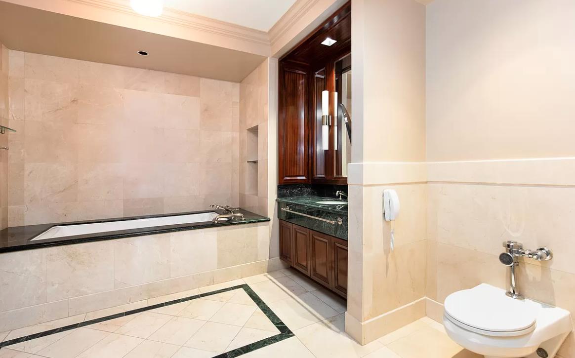 55 Wall Street, Apt 606
