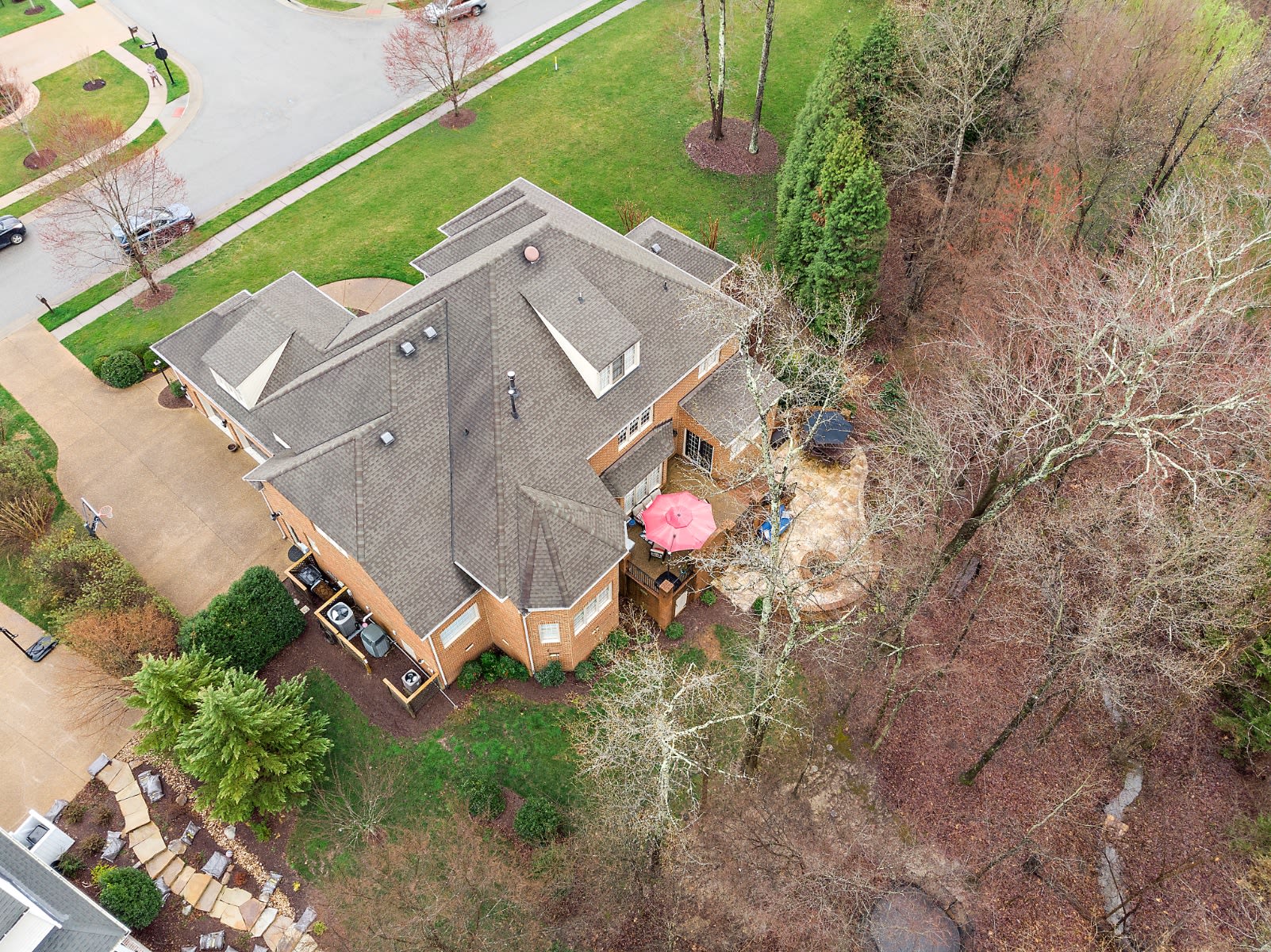 3700 Ellerton Drive