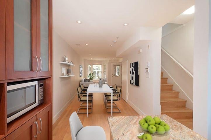 7-1642 E Georgia St