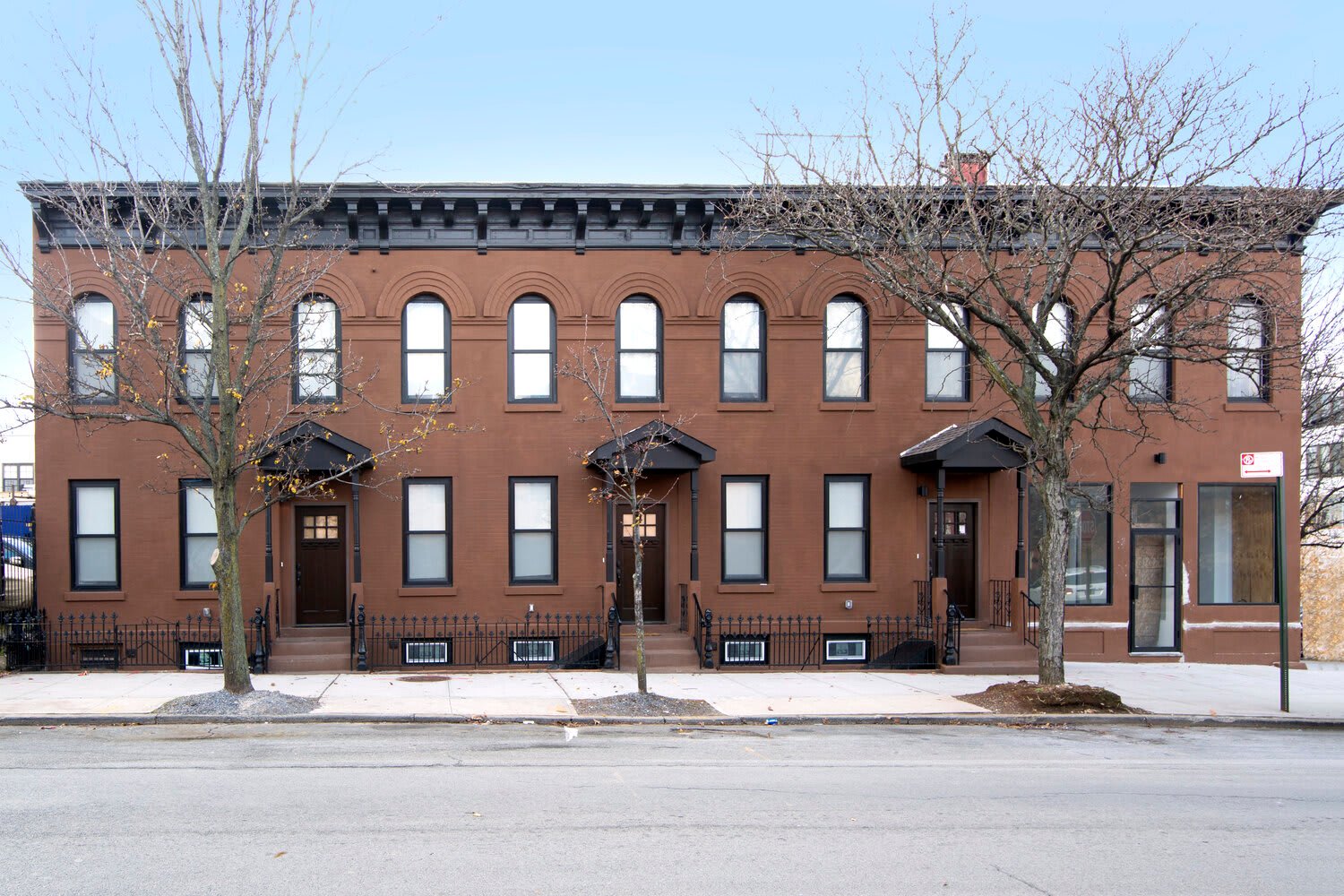 292 Howard Ave