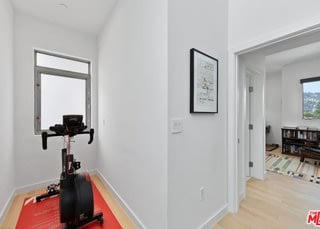507 Orlando Ave, Unit 301
