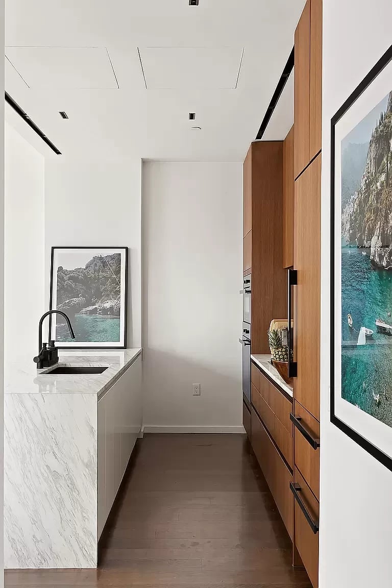 570 Broome Street #10A