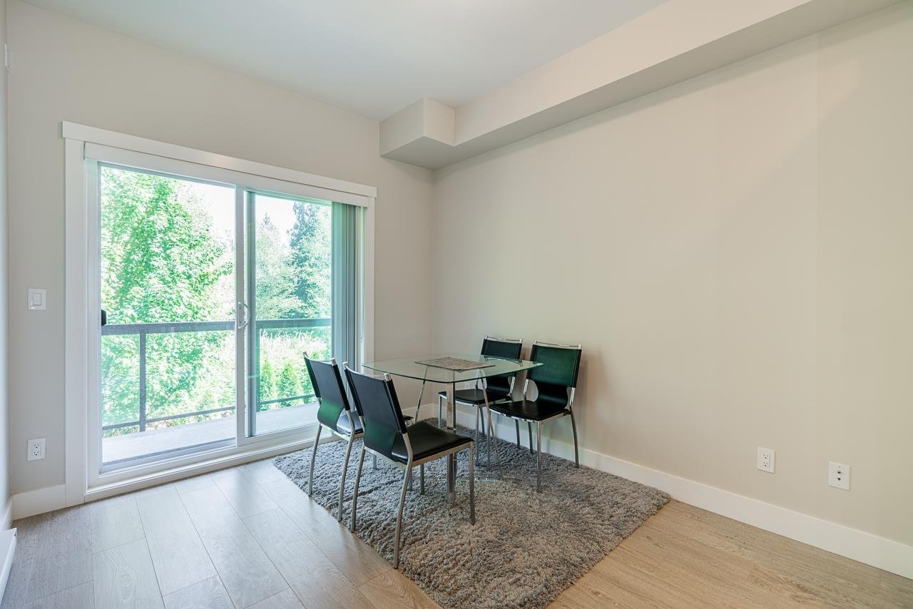 104-20498 82 Ave