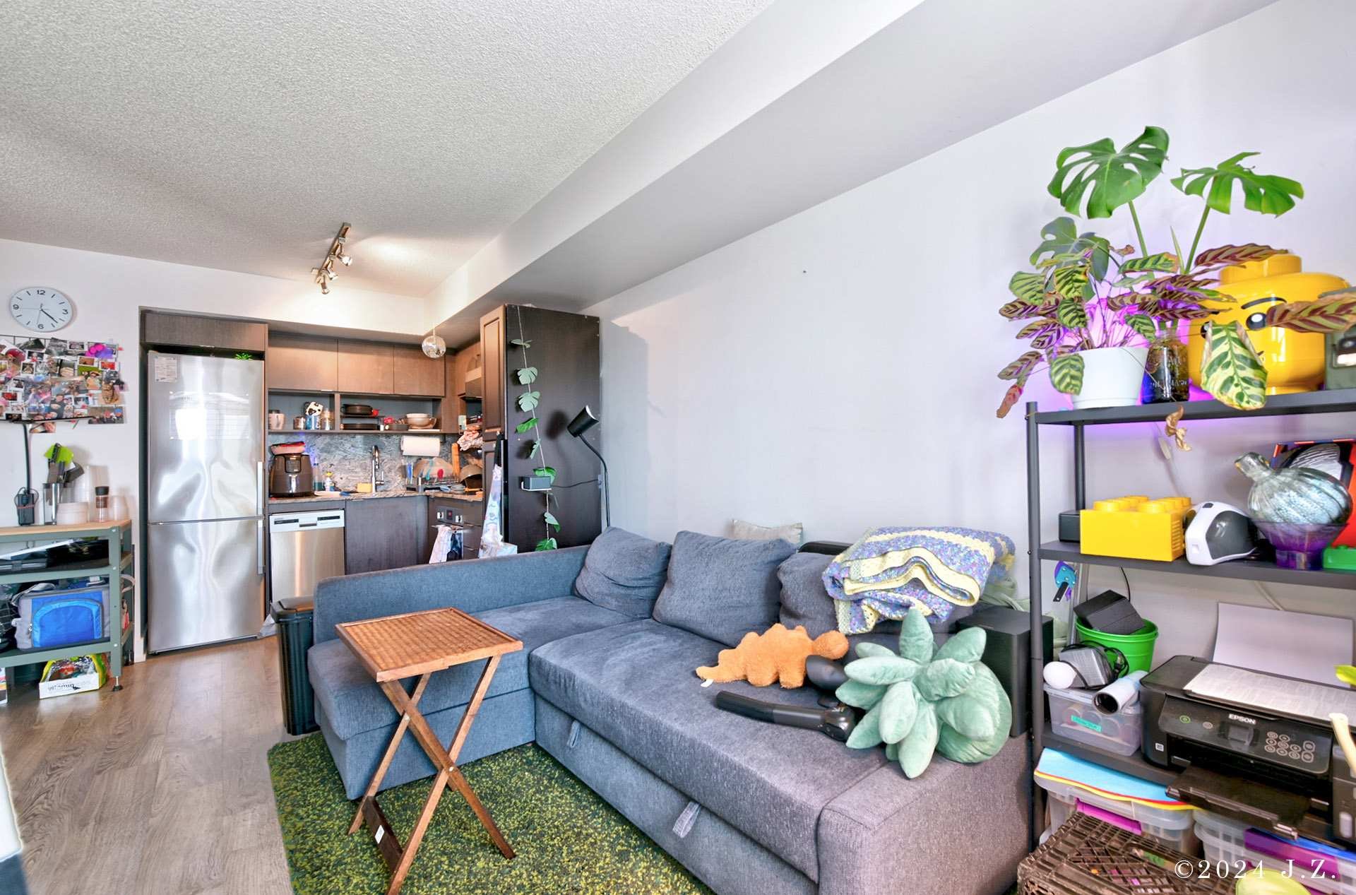 9 Mabelle Ave 517