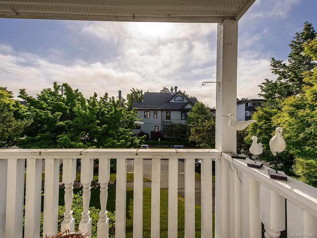 304-1060 Linden Ave, Victoria