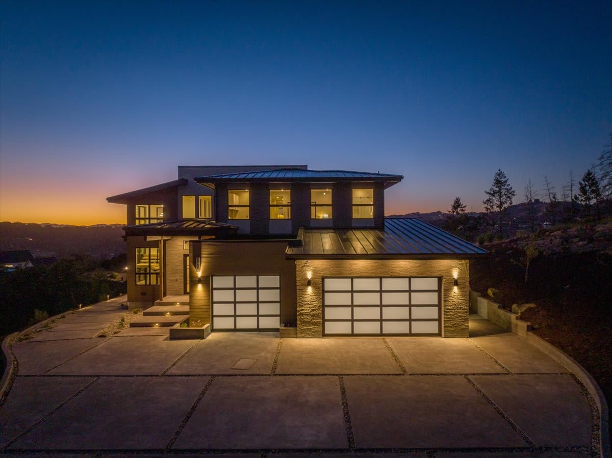 3958 St Andrews Dr