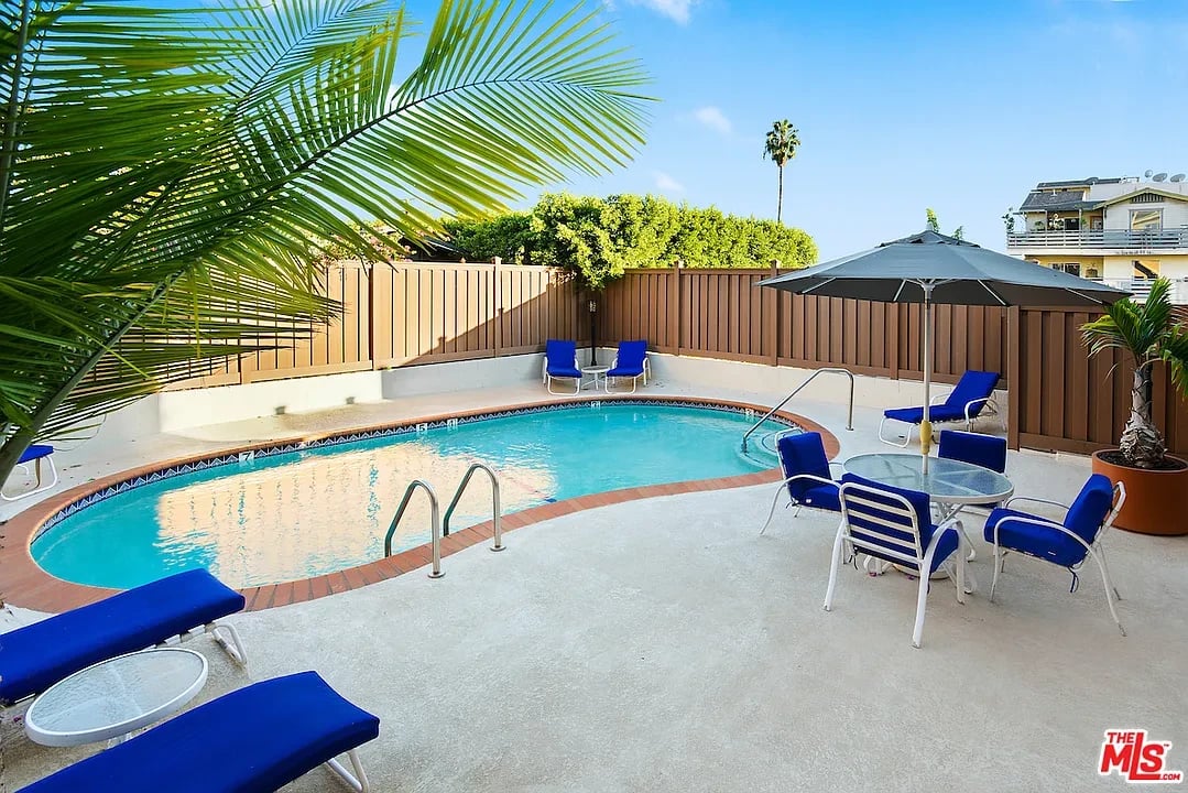 1010 Palm Ave APT#102, W