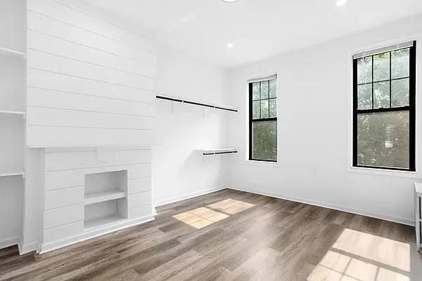 1227 Hancock Street Unit: 3