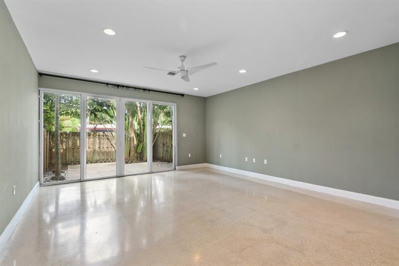 830 NE 19th Ave Unit #830