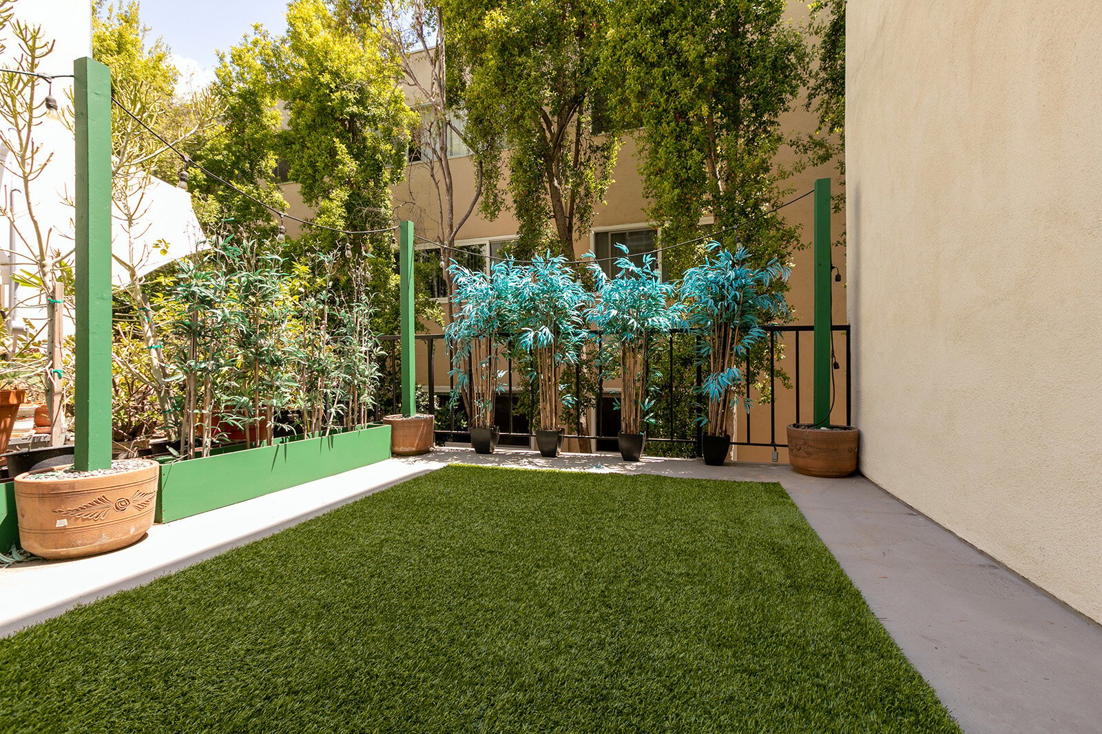 Modern Spacious West Hollywood Condo in Quiet Back Corner