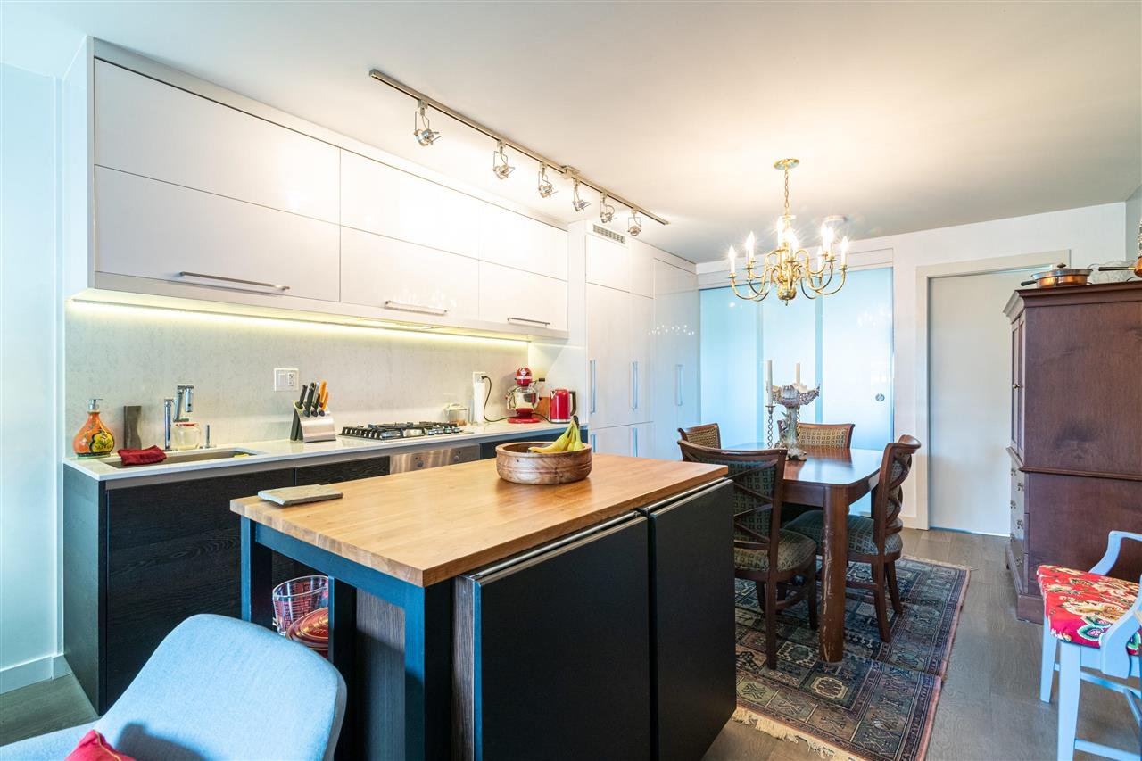 808-189 Keefer St