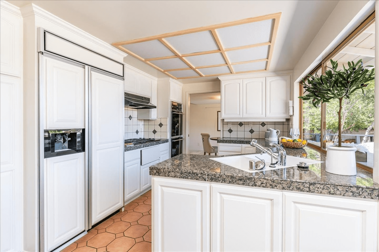 27999 Via Ventana Way (Represented Buyer)
