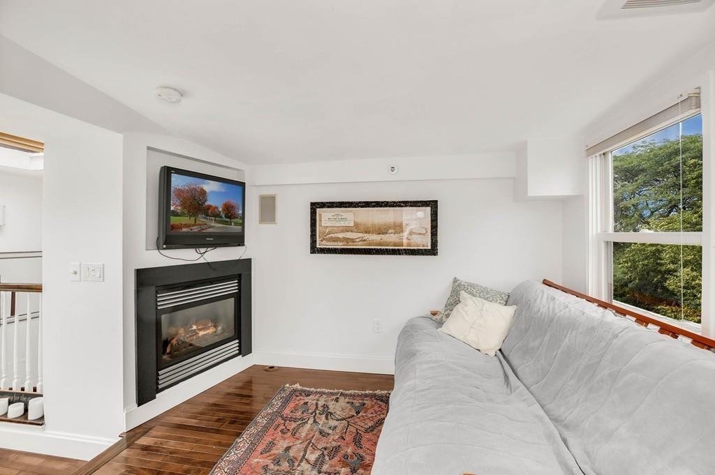 44 Snow Hill St, #5