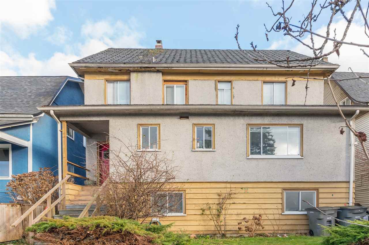 2740 St. Catherines St
