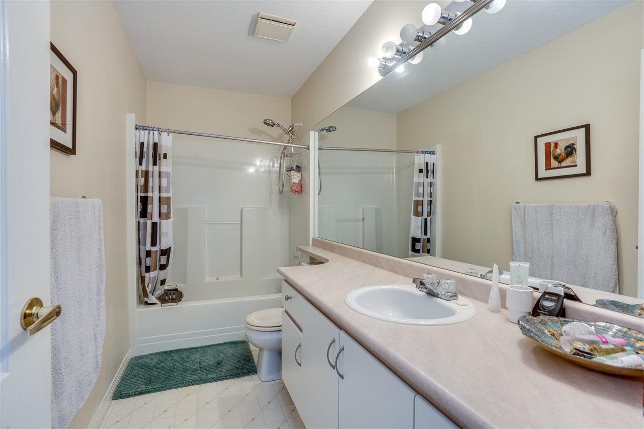 6-14788 105a Ave