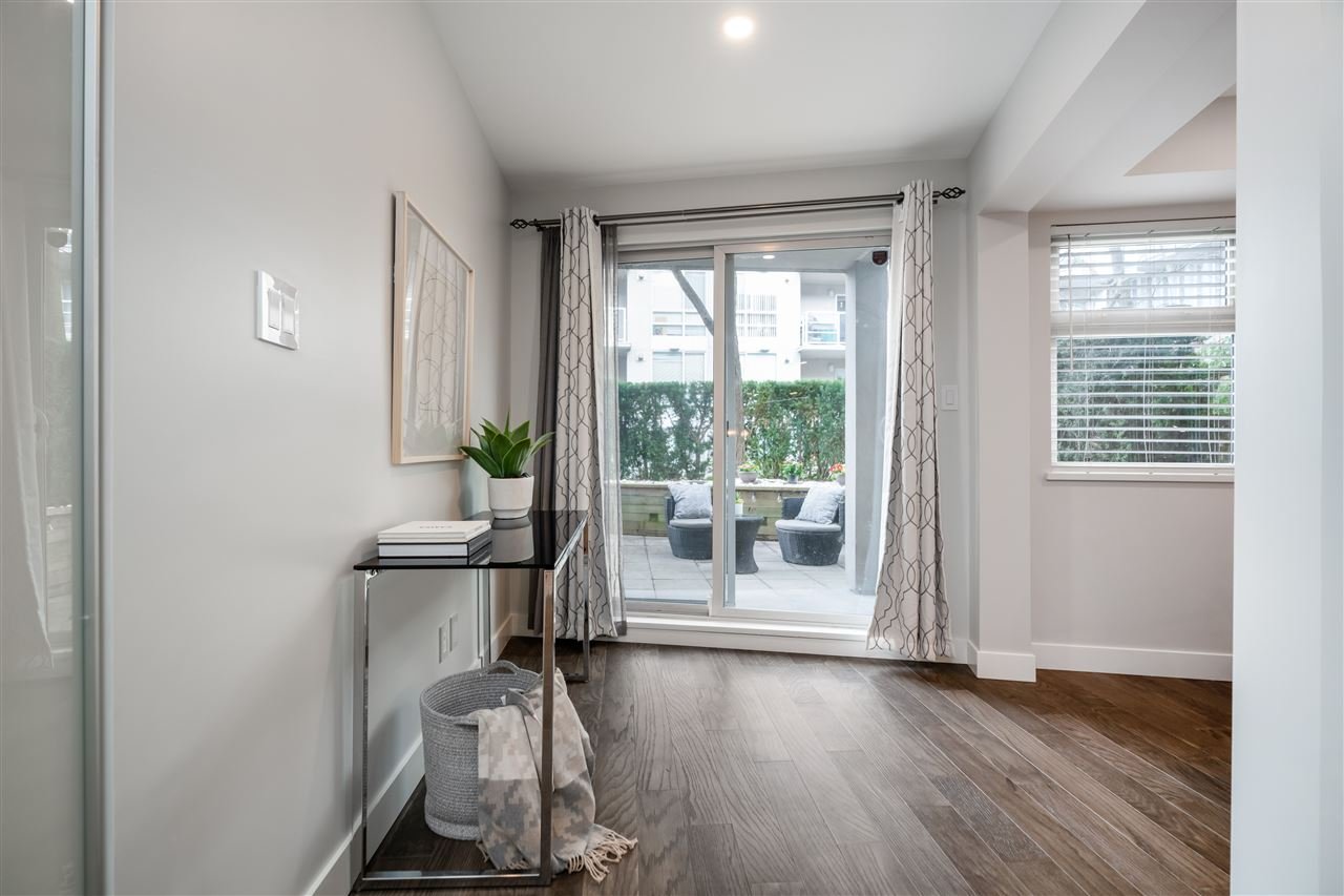 G03-1823 W 7th Ave