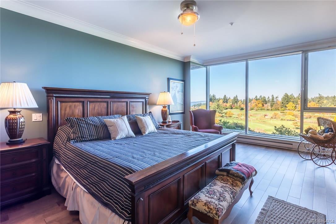 303-5332 Sayward Hill Cres