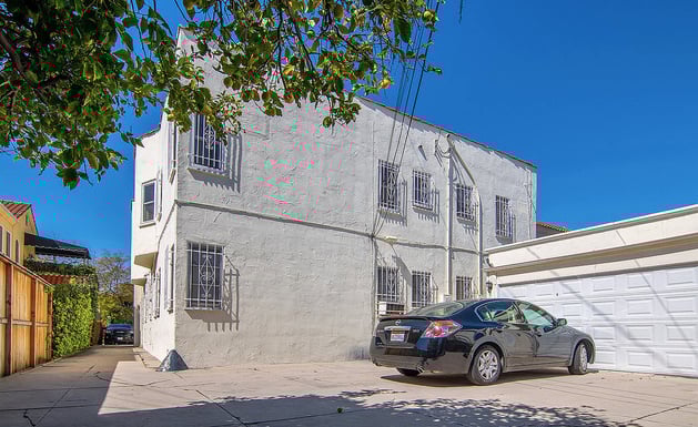 138 S Orange Dr