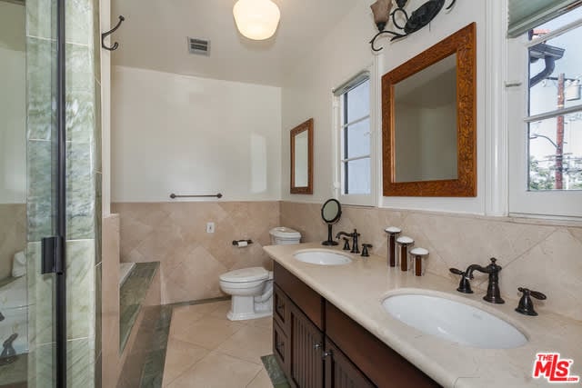 Beautifully Remodeled Spanish Lease