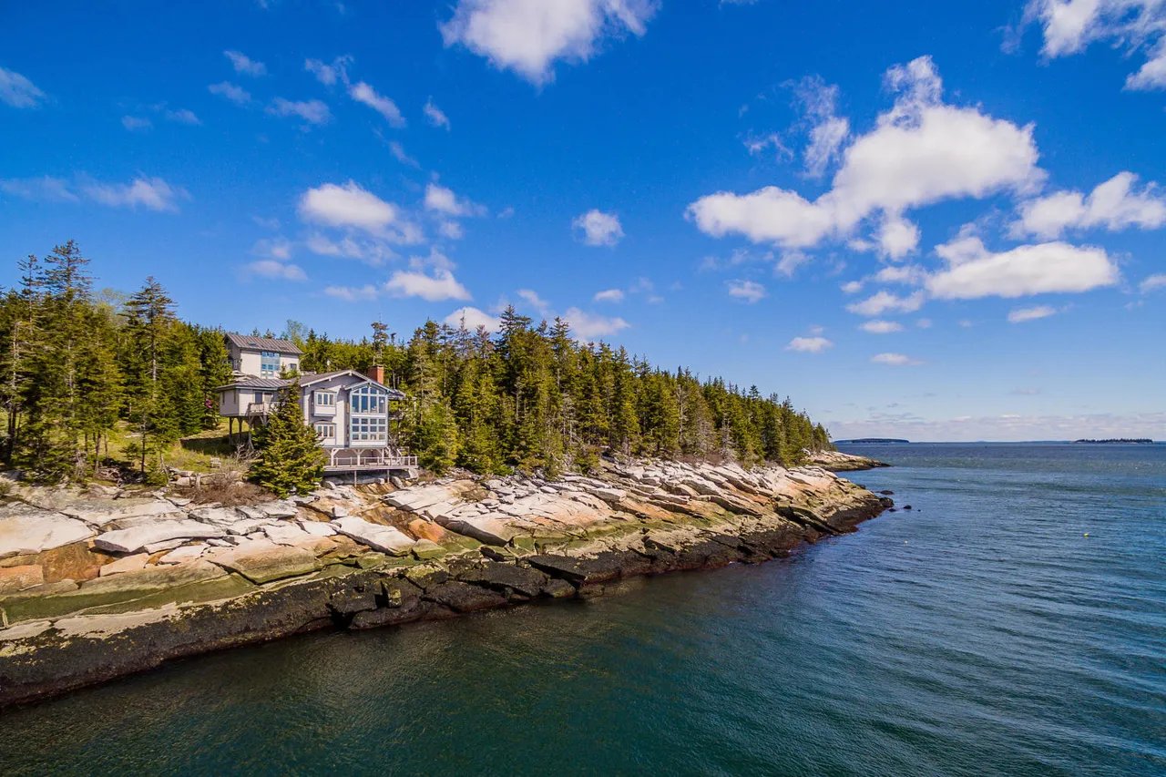 Home for Sale – 18 Oceanview Terrace, South Thomaston ME