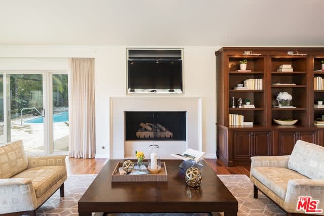 Sophisticated Mid-century Home