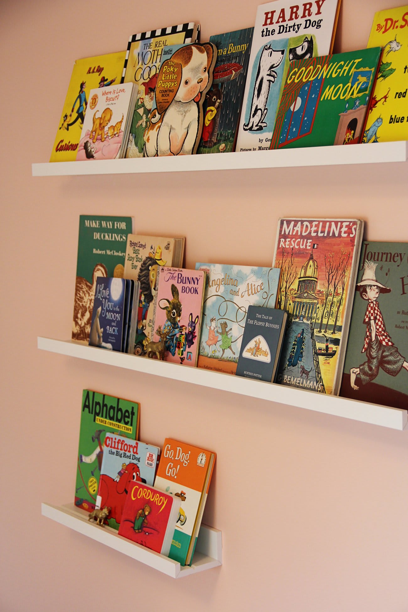 Nest-Nursery-Library