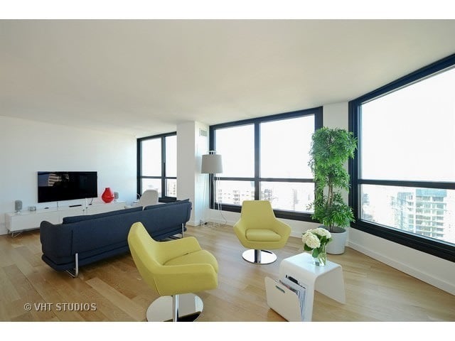 1030 N State St #32EF