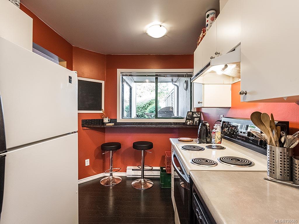 202-3460 Quadra St, Saanich