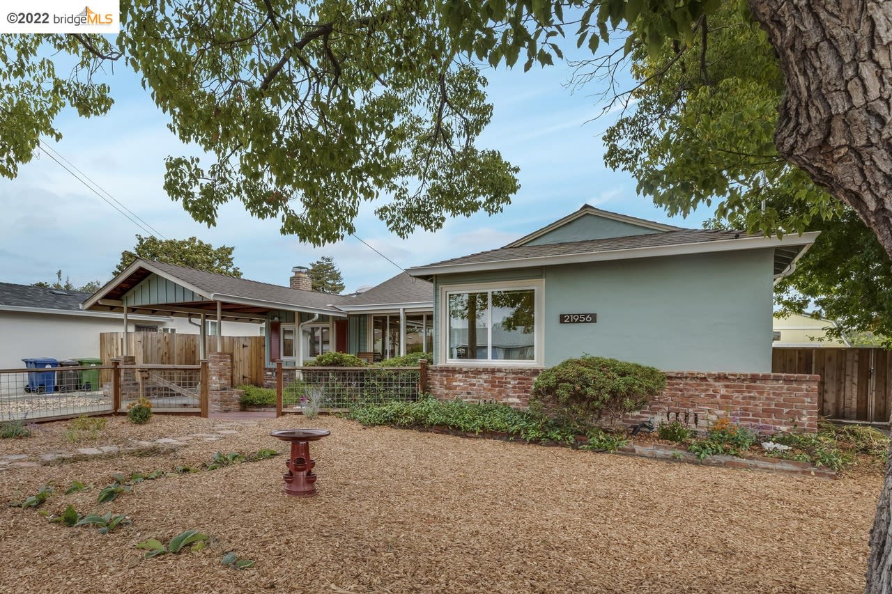 21956 Ada St