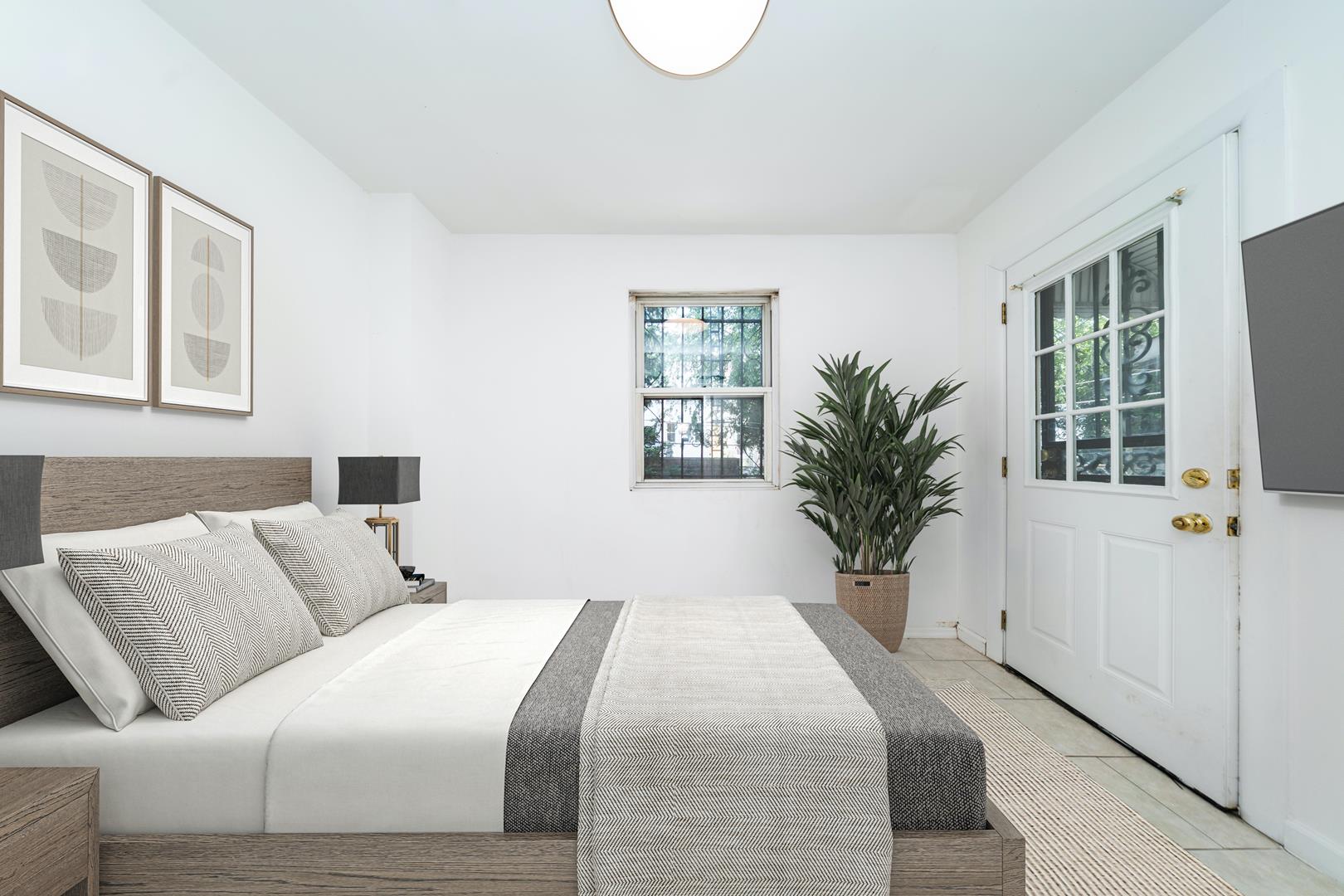 25 1st Street, Apt GARDEN