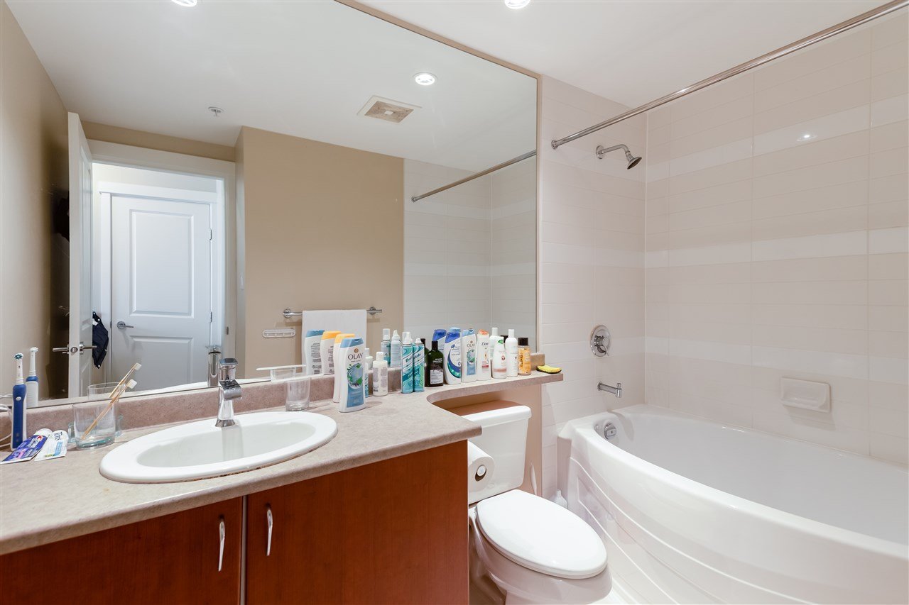 205-9266 University Cres