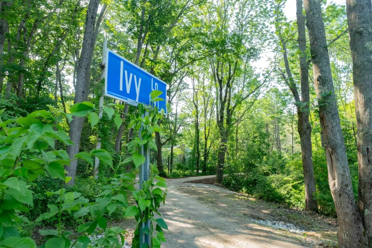 New Listing: 2A Ivy Lane, Kennebunkport, ME 04046 – $1,665,000