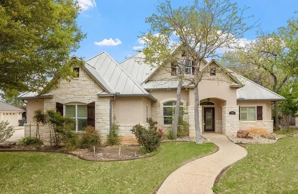 2142 Lightstone
