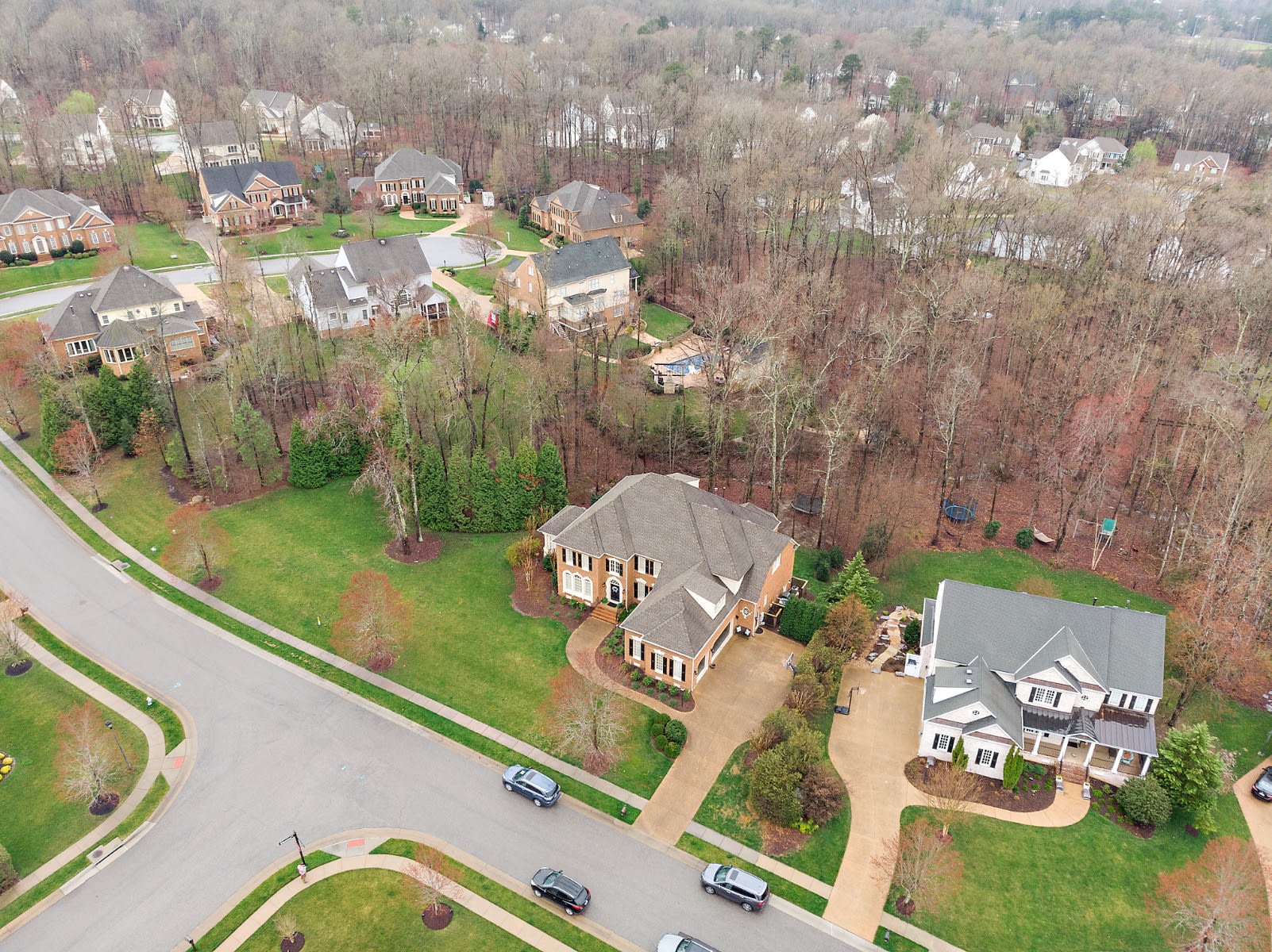 3700 Ellerton Drive