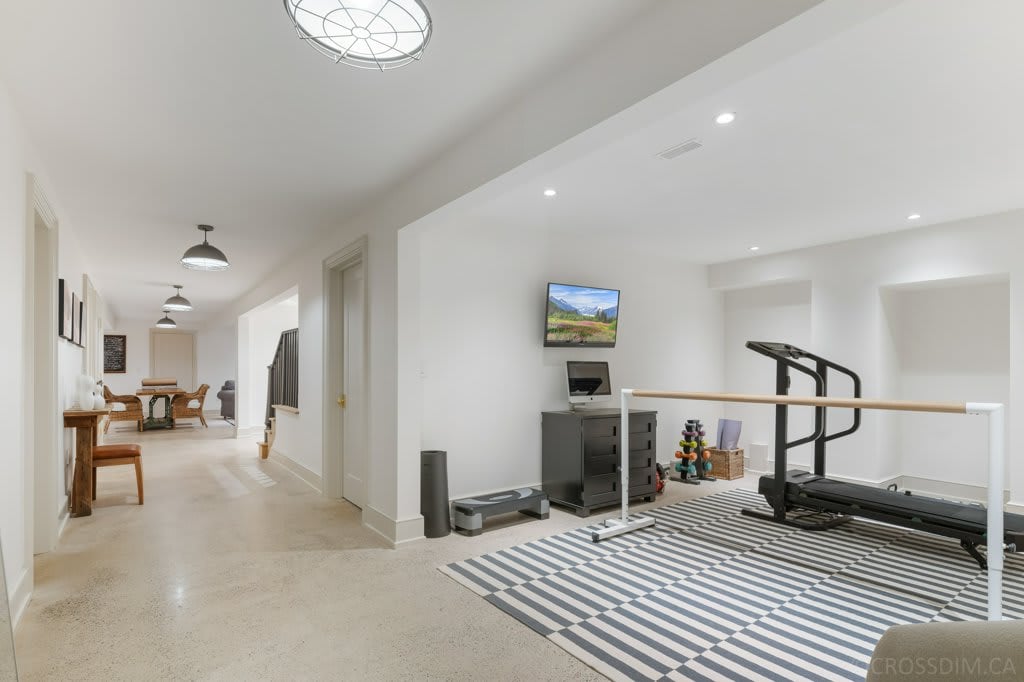 Centrally Nestled In Lytton Park