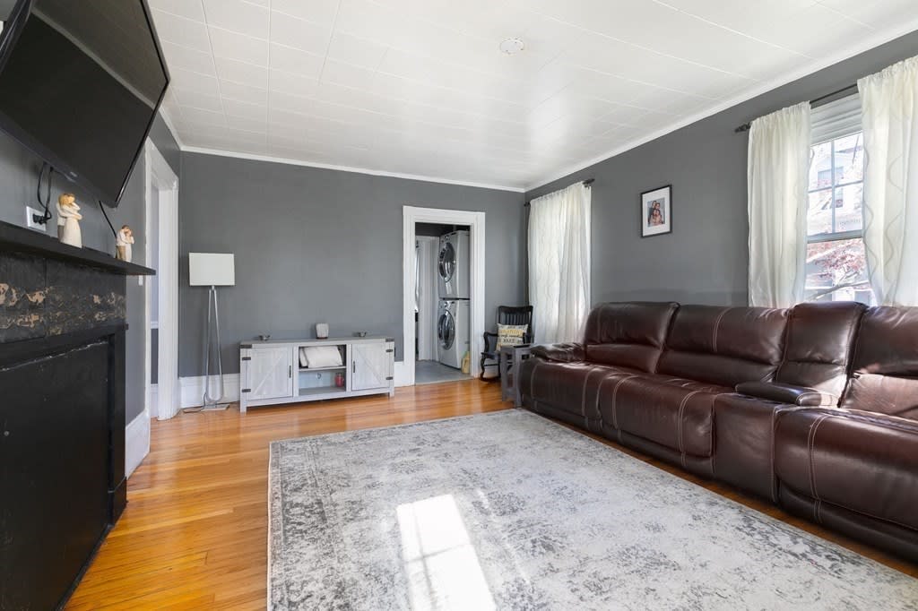 140 Walnut St