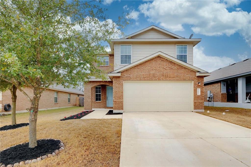 305 Moorhen Ln