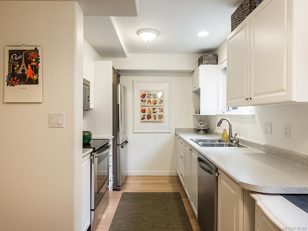 105-936 Fairfield Rd
