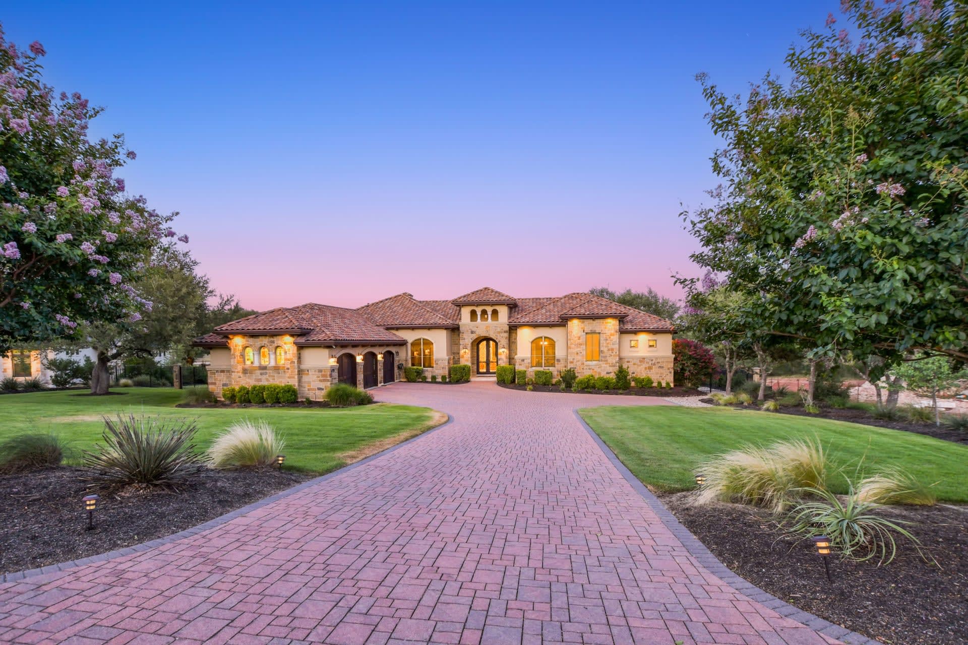 8321 VERDE MESA COVE