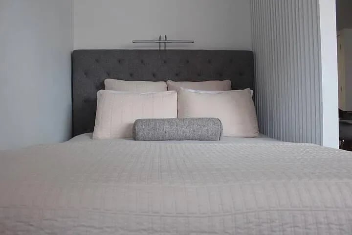 200 E 27th St., #6H