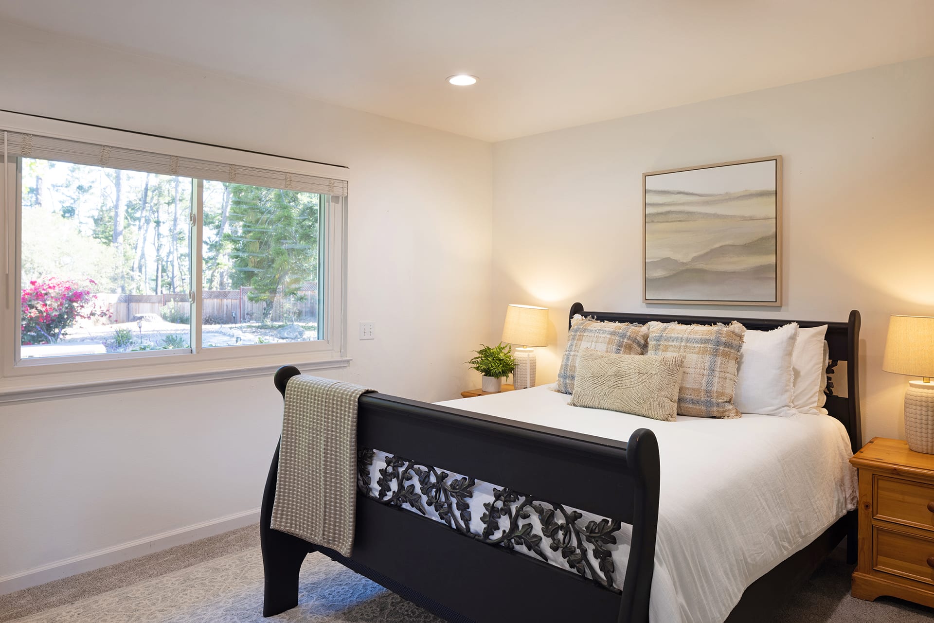 Carmel Pearl - 3739 Raymond Way