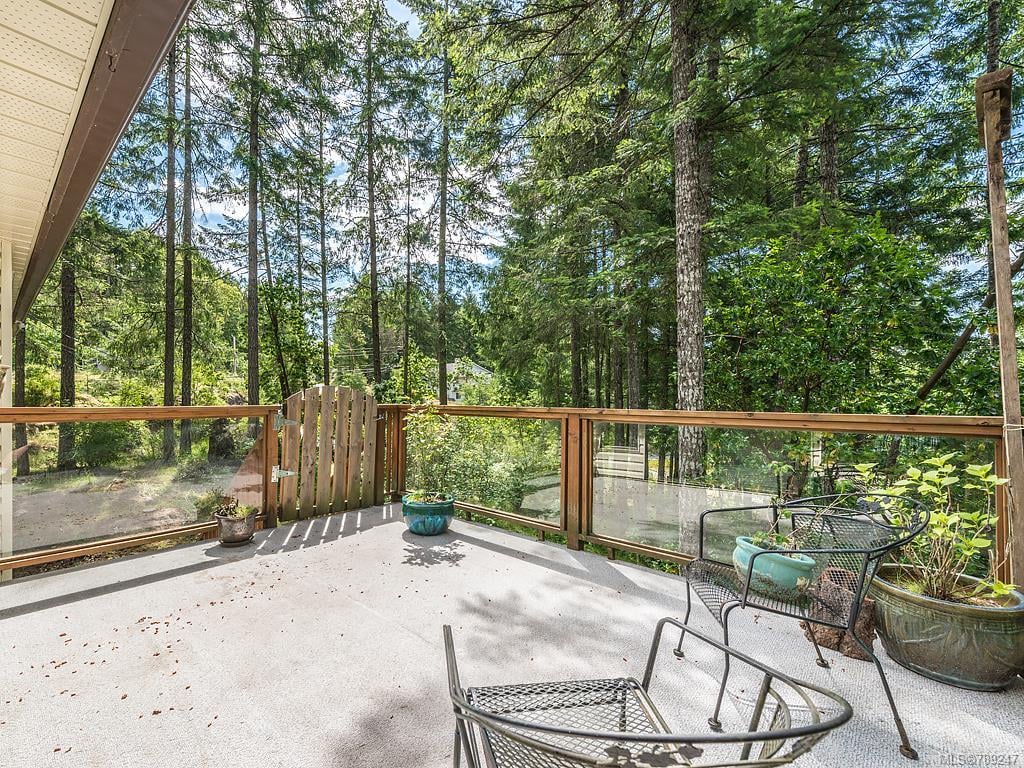 546 Caleb Pike Rd