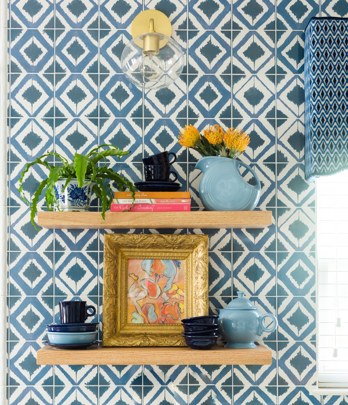 House Tour: Contrasting Colors