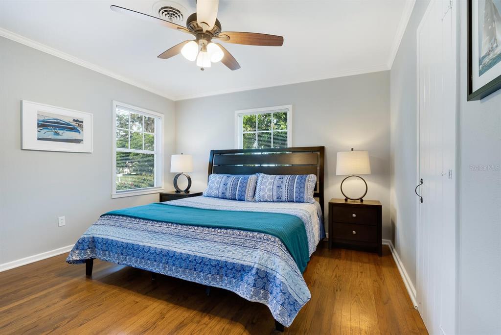 1734 Bahia Vista St