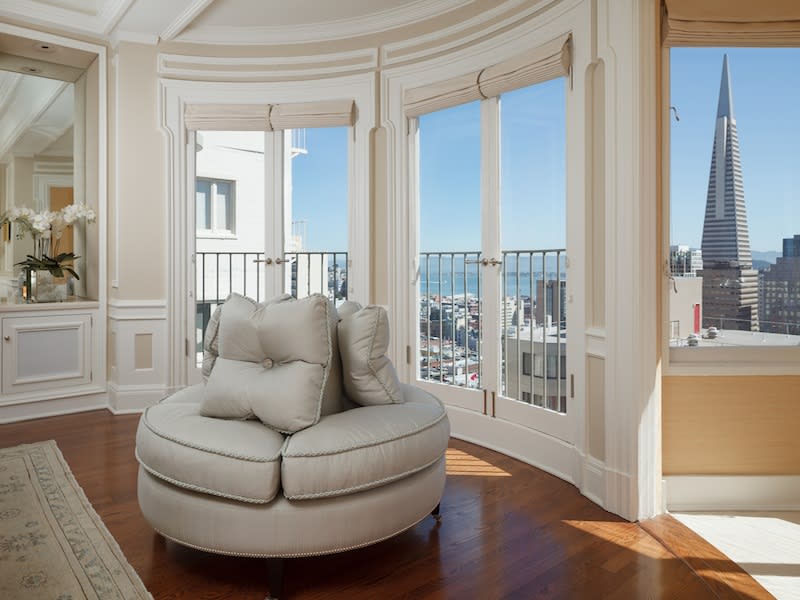 Grand Apartment on Nob Hill